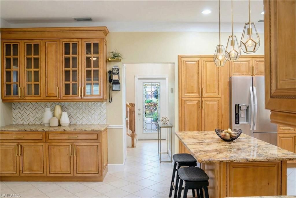 25335 Pinson DR, BONITA SPRINGS, FL 34135 — photo 3