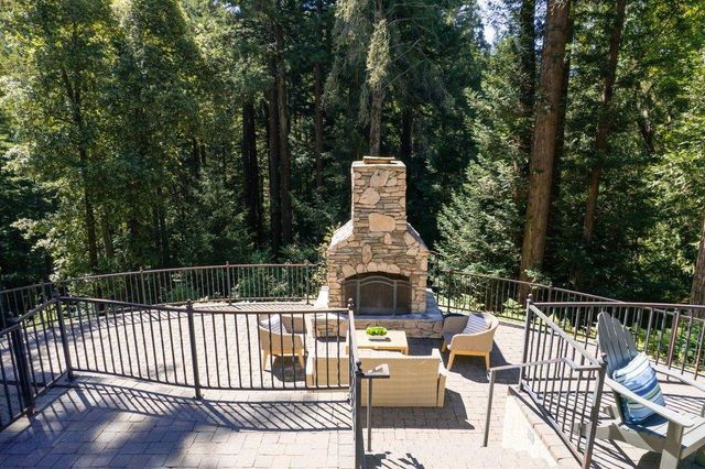 505 Thin Edge Road, Santa Cruz, CA 95065
