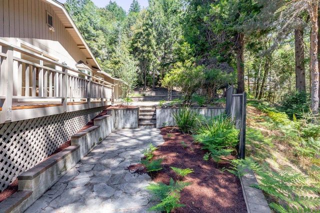 505 Thin Edge Road, Santa Cruz, CA 95065