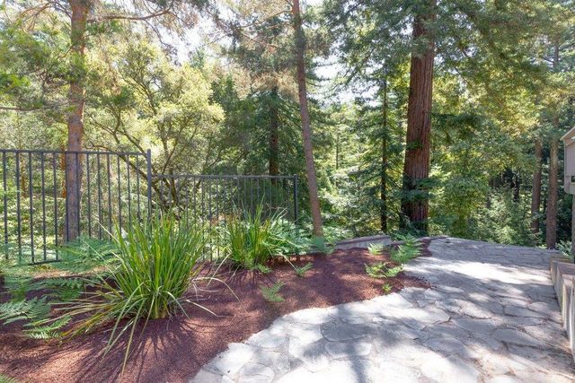 505 Thin Edge Road, Santa Cruz, CA 95065
