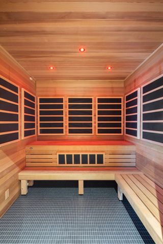 1111 W River Parkway 11C, Minneapolis, MN 55415