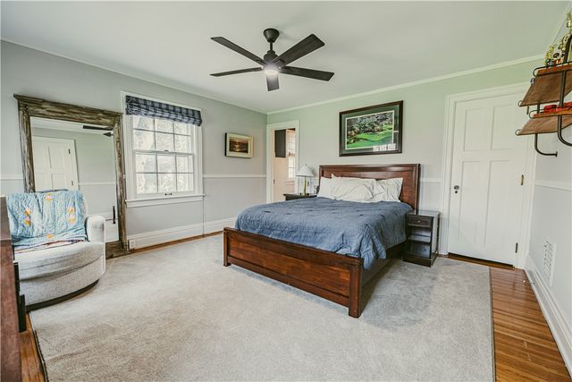 30 Harwood Lane, Pittsford, NY 14445