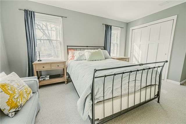 30 Harwood Lane, Pittsford, NY 14445