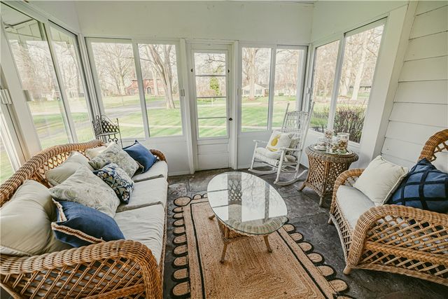 30 Harwood Lane, Pittsford, NY 14445