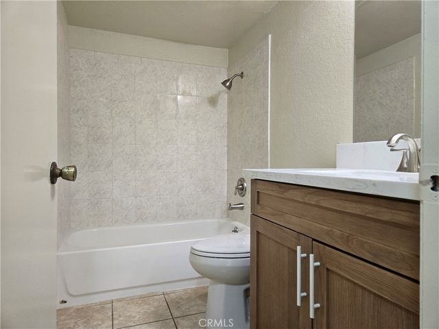 2755 W Ball Road 2, Anaheim, CA 92804