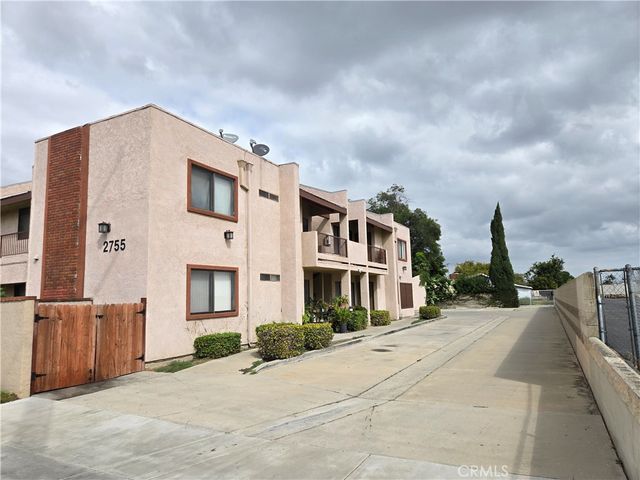 2755 W Ball Road 2, Anaheim, CA 92804