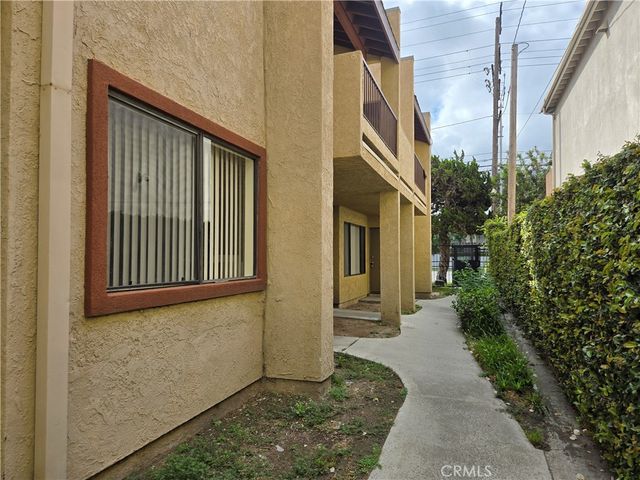 2755 W Ball Road 2, Anaheim, CA 92804