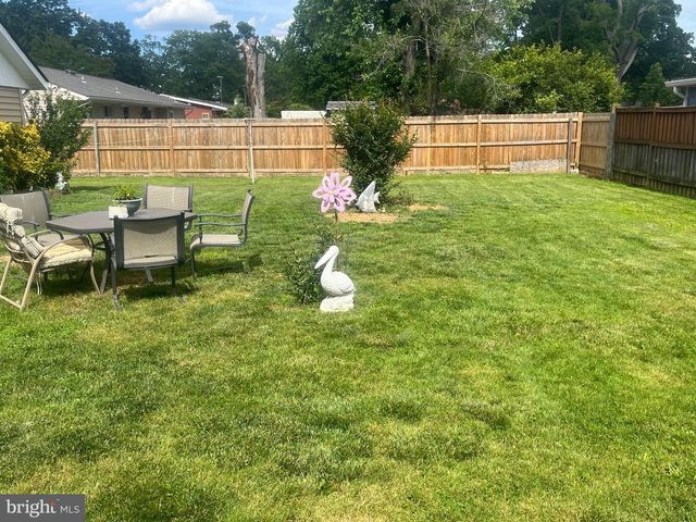 4111 LAWRENCE ST, Alexandria, VA 22309