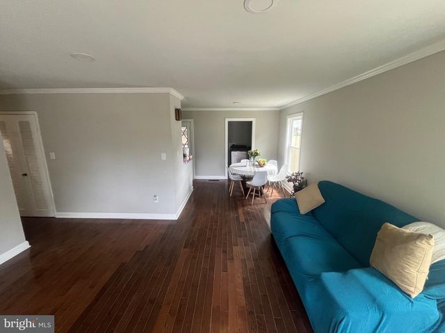 4111 LAWRENCE ST, Alexandria, VA 22309