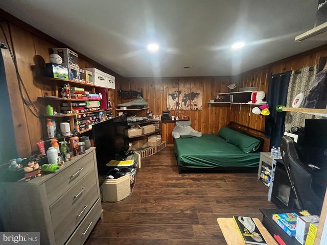 4111 LAWRENCE ST, Alexandria, VA 22309