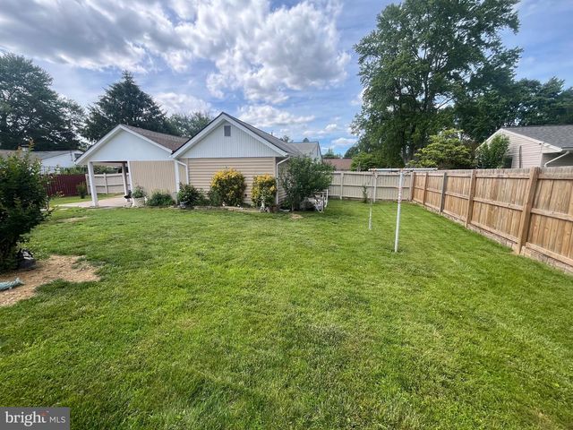 4111 LAWRENCE ST, Alexandria, VA 22309