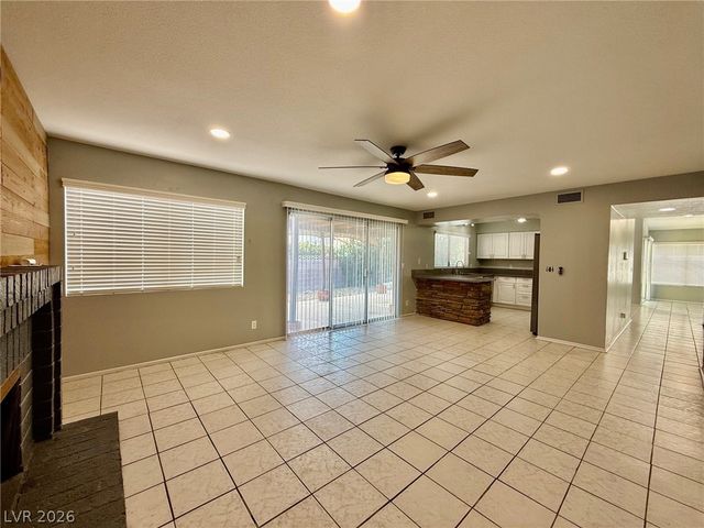 4220 Walhaven Court, Las Vegas, NV 89103