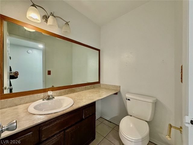 4220 Walhaven Court, Las Vegas, NV 89103