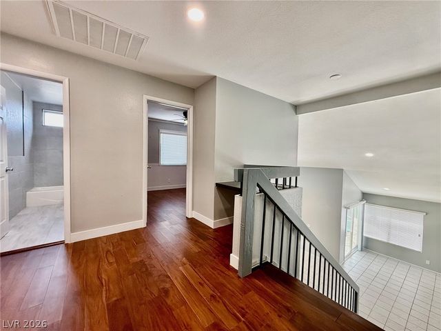4220 Walhaven Court, Las Vegas, NV 89103