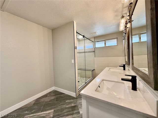 4220 Walhaven Court, Las Vegas, NV 89103
