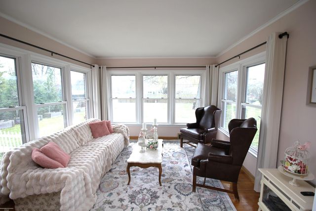 20906 Thiele Street, Saint Clair Shores, MI 48081