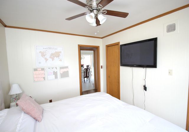 20906 Thiele Street, Saint Clair Shores, MI 48081