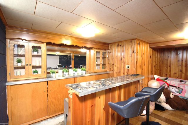 20906 Thiele Street, Saint Clair Shores, MI 48081