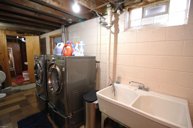 20906 Thiele Street, Saint Clair Shores, MI 48081