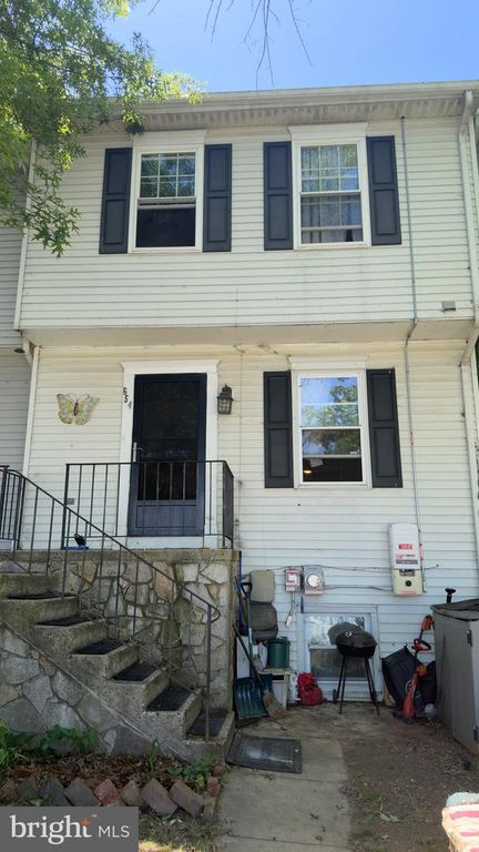 654 KITTENDALE CIR, Baltimore, MD 21220