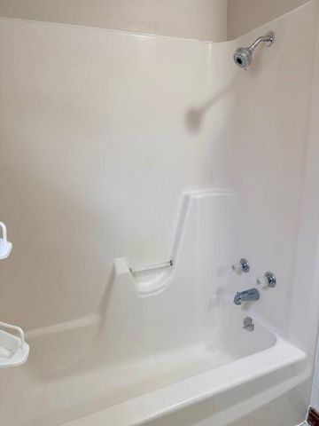 1017 E 14th Street, Pittsburg, KS 66762