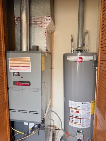 1017 E 14th Street, Pittsburg, KS 66762