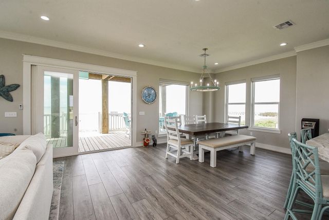 3125 Bay Ridge Drive, Palacios, TX 77465