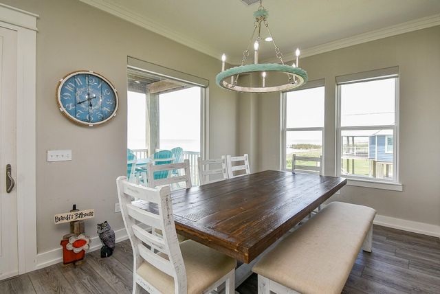 3125 Bay Ridge Drive, Palacios, TX 77465