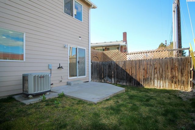 48 S Dawes Street, Kennewick, WA 99336