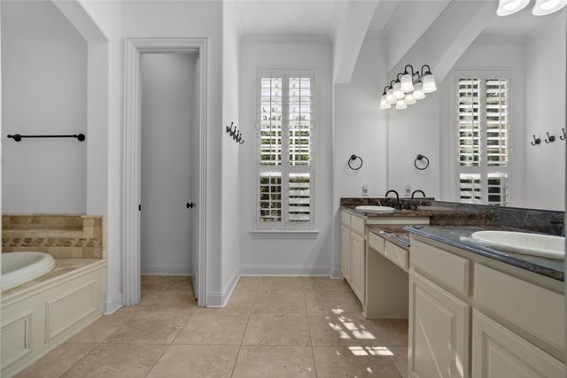 8491 Canyon Crossing, Lantana, TX 76226