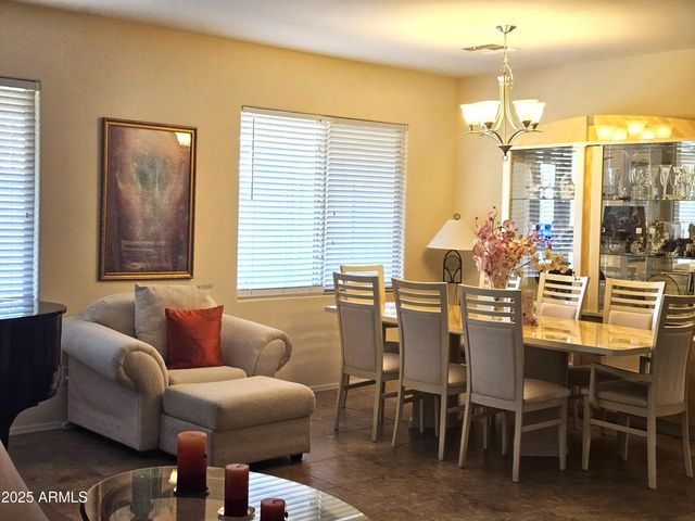 5616 W HIDALGO Avenue, Laveen, AZ 85339