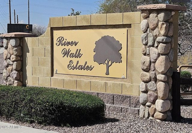 5616 W HIDALGO Avenue, Laveen, AZ 85339