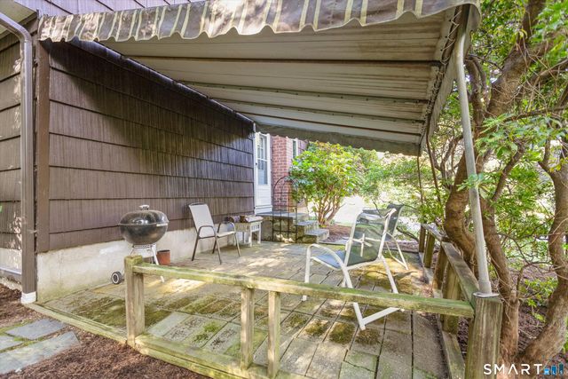 9 Huckleberry Drive South, Norwalk, CT 06850