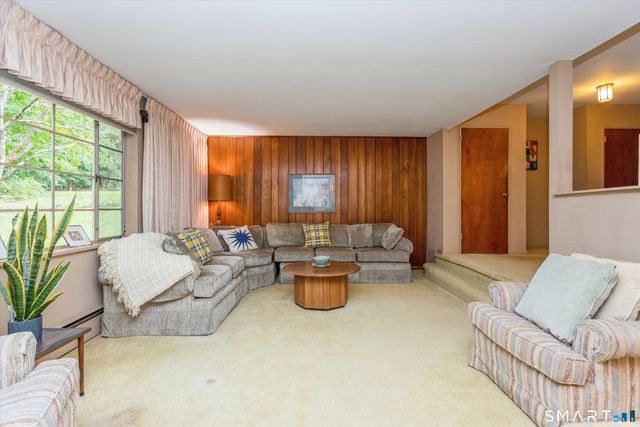 9 Huckleberry Drive South, Norwalk, CT 06850
