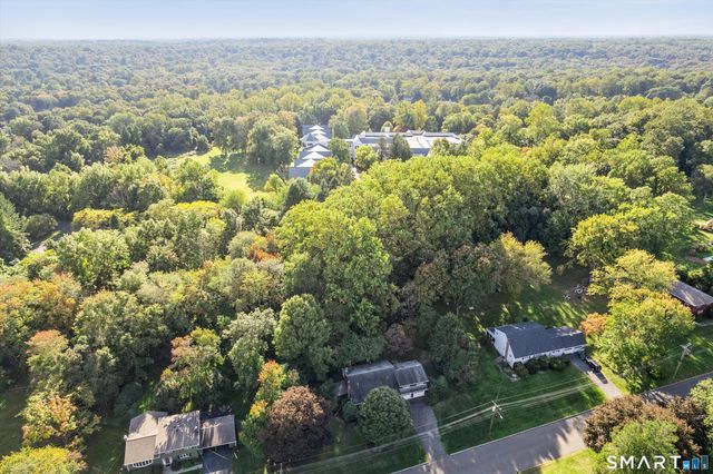 9 Huckleberry Drive South, Norwalk, CT 06850