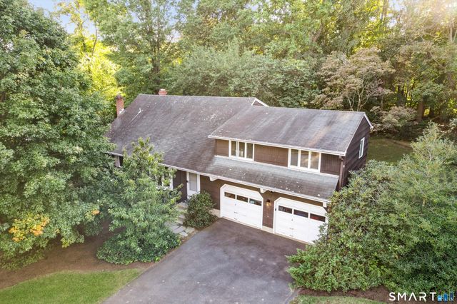 9 Huckleberry Drive South, Norwalk, CT 06850