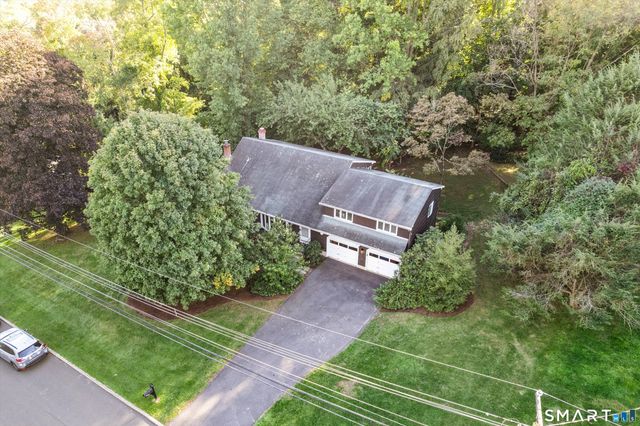 9 Huckleberry Drive South, Norwalk, CT 06850