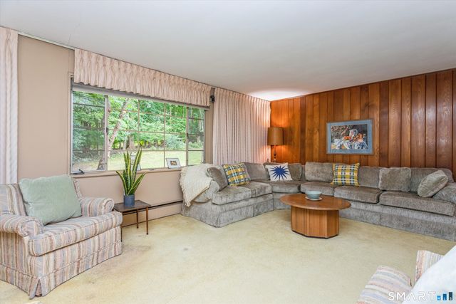 9 Huckleberry Drive South, Norwalk, CT 06850