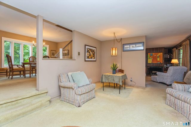 9 Huckleberry Drive South, Norwalk, CT 06850