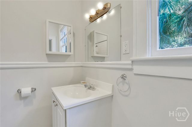 1122 E 40th Street, Savannah, GA 31404