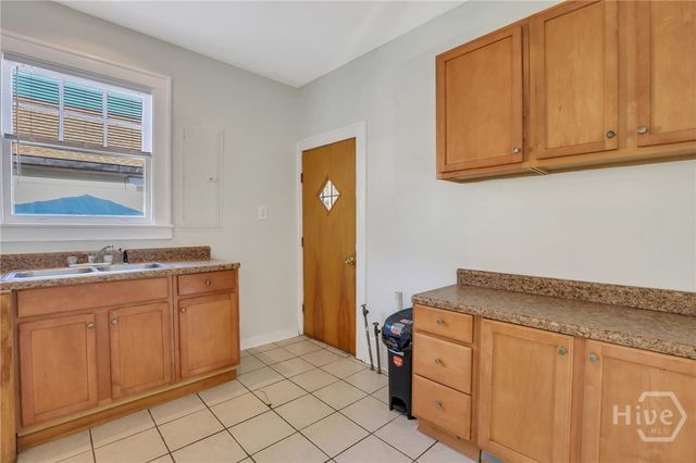 1122 E 40th Street, Savannah, GA 31404