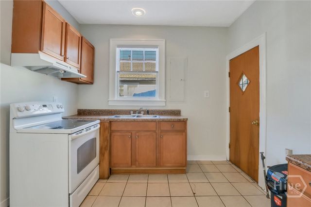 1122 E 40th Street, Savannah, GA 31404