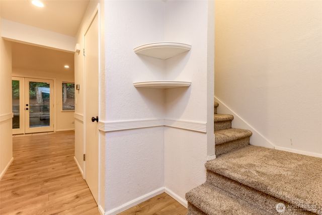 28803 184th Place SE, Kent, WA 98042