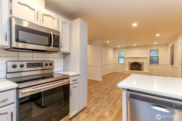 28803 184th Place SE, Kent, WA 98042