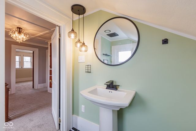 120 N Center Street, Eaton, IN 47338