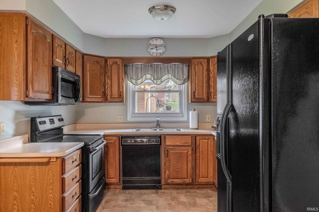 1125 S 495 E, Lagrange, IN 46761