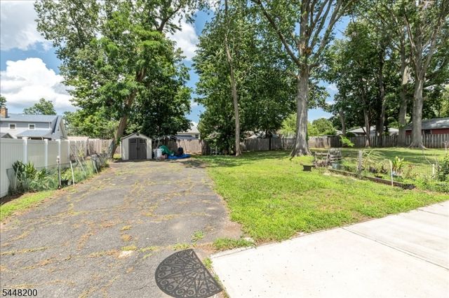 520 Huntington Ave, Plainfield City, NJ 07060