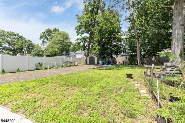 520 Huntington Ave, Plainfield City, NJ 07060