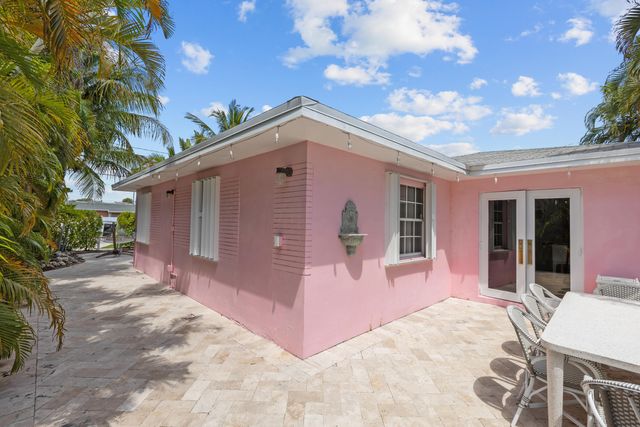 247 SE 3rd Avenue, Delray Beach, FL 33483