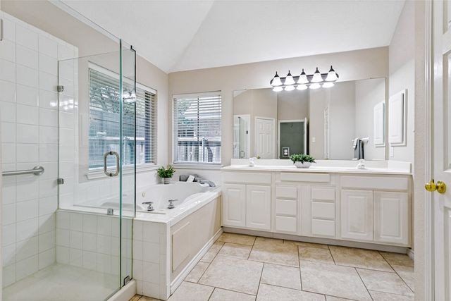 1609 Shadow Crest Drive, Corinth, TX 76210